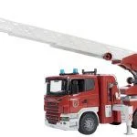 Camion pompier SCANIA avec grande échelle et lance à eau