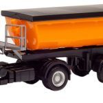 IVECO Trakker 4x4 avec benne basculante 3 essieux, orange