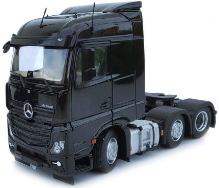 MERCEDES Actros StreamSpace 6x2, Noir