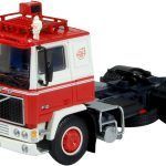 VOLVO F12 4x2, rouge et blanc