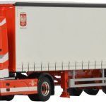 DAF XF Super Space Cab 4x2 avec remorque bachée 3 essieux