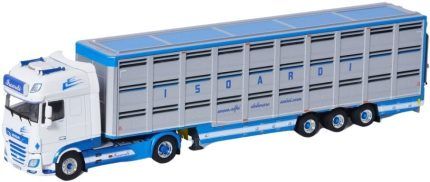 DAF XF Super Space Cab 4x2 avec remorque bétaillère 3 essieux