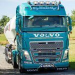 VOLVO FH4 Globetrotter 4x2 avec citerne 3 essieux