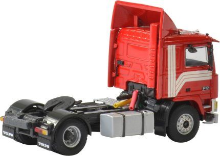 VOLVO F12 6x2, rouge – Image 2