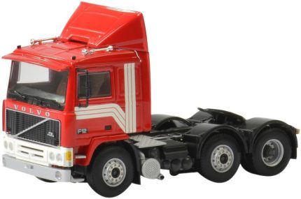 VOLVO F12 4x2, rouge