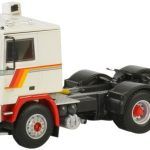 VOLVO F12 6x2, blanc et rouge