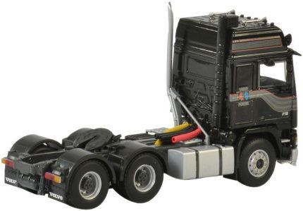 VOLVO F16 6x4, noir – Image 2
