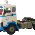 VOLVO F88 4x2, bleu et blanc