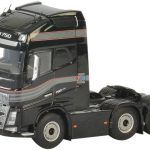 VOLVO FH4 Globetrotter XL 6x2, noir