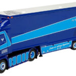 SCANIA R4 Topline 4x2 avec remorque de camping