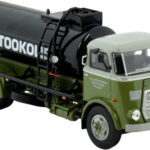 DAF 1600 porteur citerne, résine