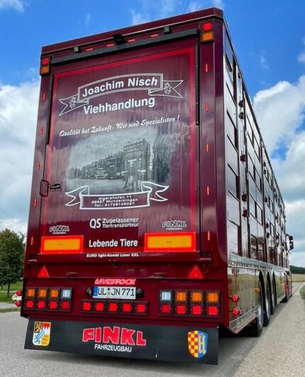 SCANIA S Highline 4x2 avec remorque bétailllère 3 essieux – Image 4