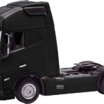 VOLVO FH16 Globetrotter XL 4x2, noir