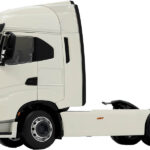 IVECO S-Way 4x2, blanc