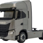 IVECO S-Way 4x2, gris foncé