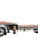 VOLVO FH5 Sleep Cab 4x2 avec remorque  porte-engins 3 essieux