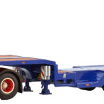 IVECO S-WAY AS Low 6x2 avec remorque porte-engins 4 essieux