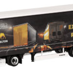 RENAULT T High 4x2 avec remorque bachée 3 essieux