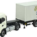 IVECO S-Way 4x2 avec remorque porte-container et container 20 pieds