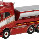 VOLVO FH5 Globetrotter 8x4 porteur ampliroll avec container à asphalt