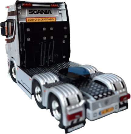 SCANIA S Highline 6x2 – Image 3