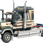 MACK Bicentennial Super Liner 6x4