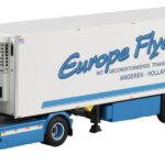DAF XF95 Super Space Cab 4x2 avec remorque frigo 3 essieux