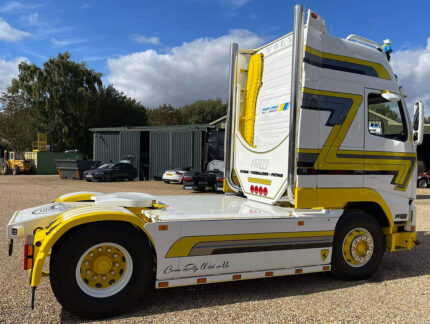 VOLVO FH12 Globetrotter XL 4x2 – Image 3