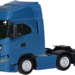 IVECO S-Way 6x2 bleu
