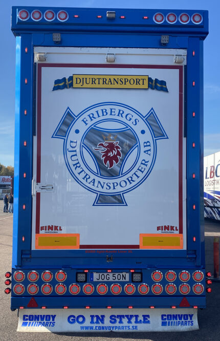 SCANIA S Highine 8x2 combiné porteur et remorque bétaillère – Image 4