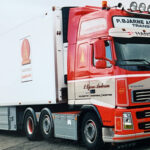 VOLVO FH2 Globetroter 6x2 avec remorque frigo 3 essieux