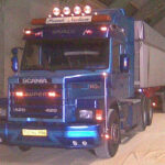 SCANIA T Serie 3 6x4 avec benne 3 essieux