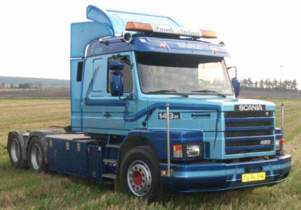 SCANIA T Serie 3 6x4 avec benne 3 essieux – Image 3
