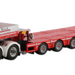DAF XG+ 8x4 avec remorque porte-engins 3+7 essieux