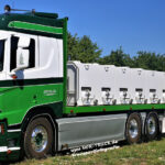 SCANIA R Next Gen 6x2 combiné porteur et remorque transport de poissons
