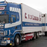 SCANIA R4 Topline 6x2 combiné porteur et remorque frigo