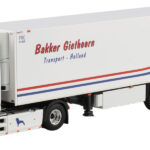1/50 MAN TGX GM 4x2 avec remorque frigo 3 essieux