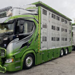 SCANIA S Highline 6x4 combiné porteur et remorque bétaillère