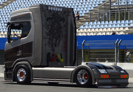 SCANIA S Highline 6x2 – Image 4