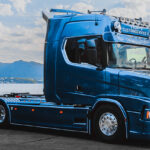 SCANIA TUFT Highline 8x2 porteur ampliroll avec container 40 m3