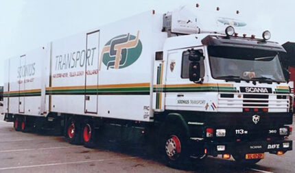 SCANIA Serie 3 6x2 combiné porteur et remorque frigo – Image 4