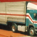 IVECO Turbostar 4x2 avec remorque bachée 3 essieux