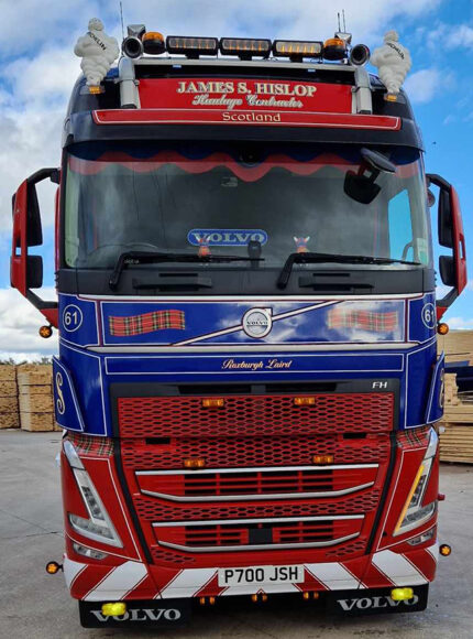 VOLVO FH5 Globetrotter 6x2 avec remorque bachée 3 essieux – Image 4