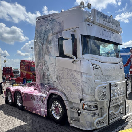 SCANIA S Highline 6x2 – Image 5