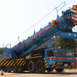 TADANO ATF 400G-6 grue mobiles 6 essieux