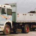 IVECO Turbostar 4x2 avec remorque à briques 3 essieux
