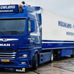 MAN TGX GX 4x2 avec remorque frigo 3 essieux