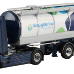 DAF XF 4x2 avec citerne alimentaire 3 essieux
