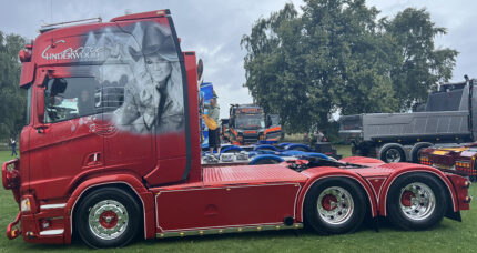SCANIA R Highline 6x2 – Image 3
