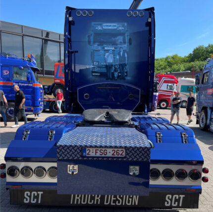 SCANIA S Highline 4x2 avec remorque bachée 3 essieux – Image 3